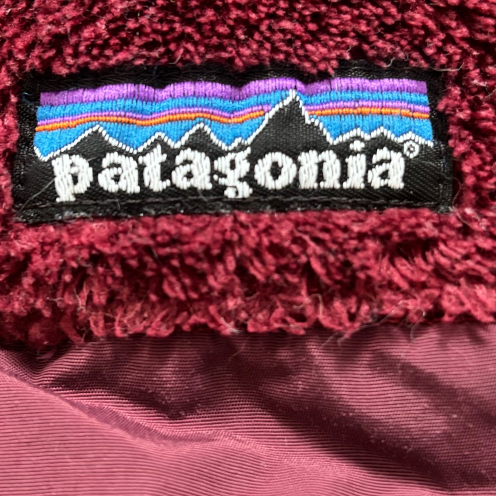 Patagonia women’s fleece burgundy size medium full zip